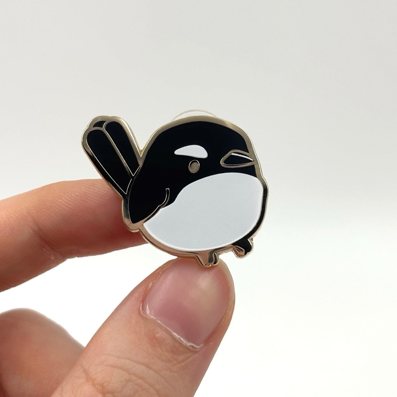 Willy Wagtail Pin
