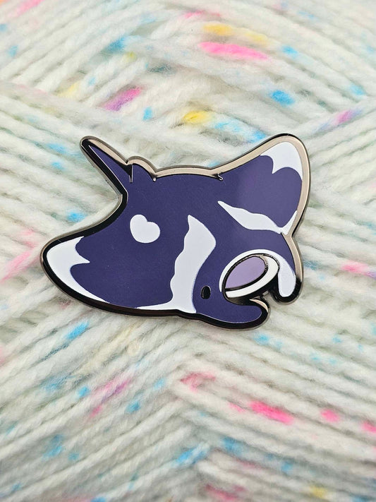 Black Manta Ray Pin