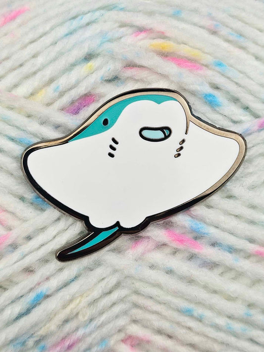 Cownose Ray Pin